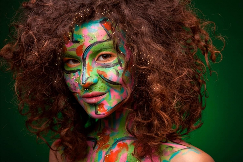 Imagen extra Alpino Make-up Liquid Liner Pack con 2 Botes de Maquillaje Liquido con Aplicador. Azul y Rojo