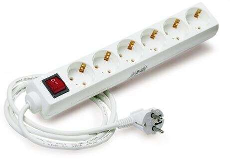 Regleta con Interruptor 6 enchufes Elbat. 1.50 metros