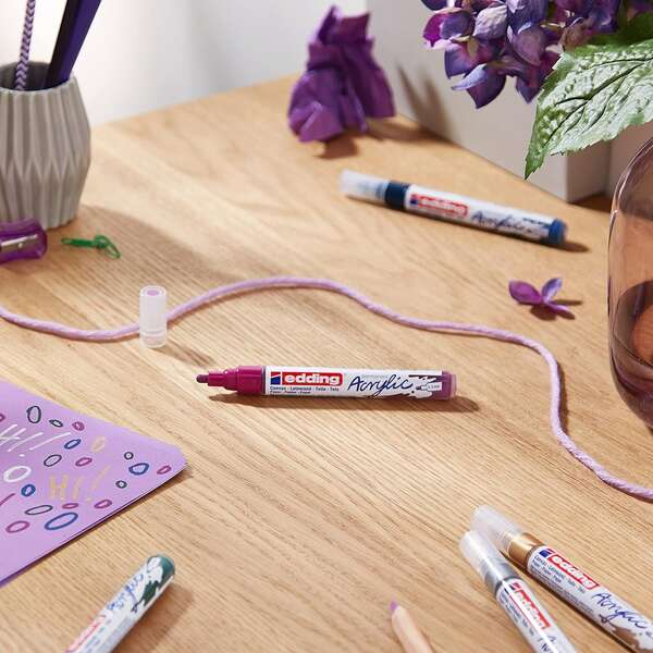 Imagen extra Edding 5100 Acrylic Pack de 5 Rotuladores Permanentes Acrilicos Metalizados - Punta Redonda 2-3mm - Trazo Medio - Resistente a l