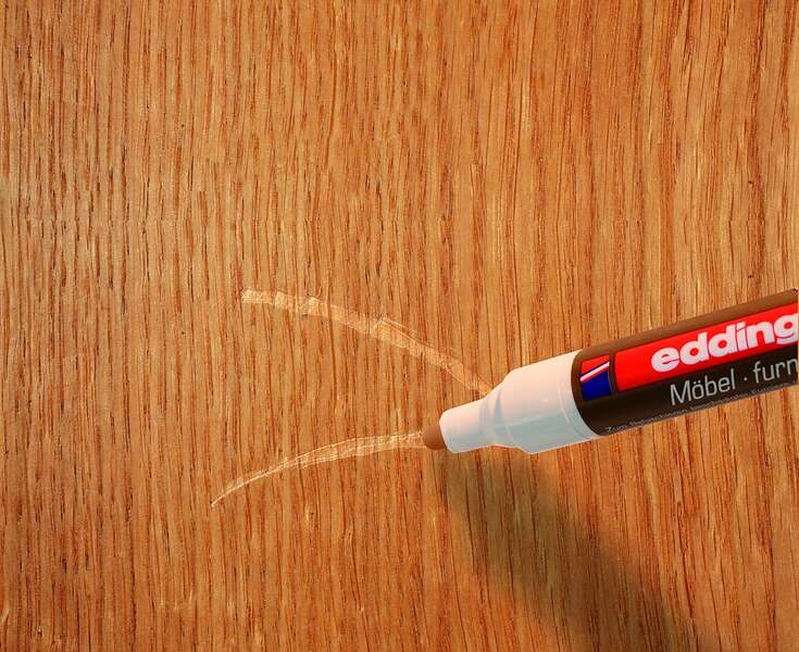 Imagen extra Edding 8900 Rotulador Permanente para Muebles - Punta Redonda 1.5-2mm - Resistente a la Luz - Secado Rapido - Color Nogal Oscuro