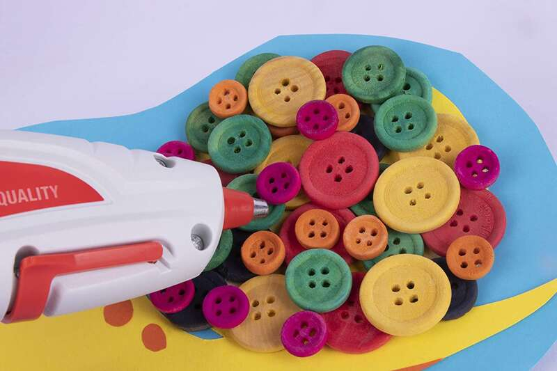 Imagen extra Apli Pistola de Cola Termofusible Premium Hot Melt 20W + 2 Barras de Cola (Barras de 7,5mm)