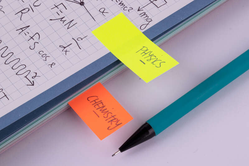 Imagen extra Pack de 160 Marcadores Adhesivos de Papel 50x20mm (40 por color). Apli 11286