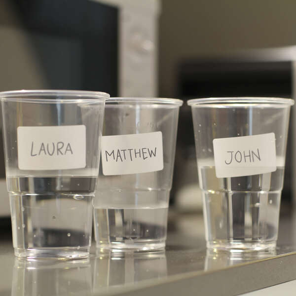 Imagen extra Apli Etiquetas Minibolsa Blancas 8.0 x 12.0mm 6 Hojas