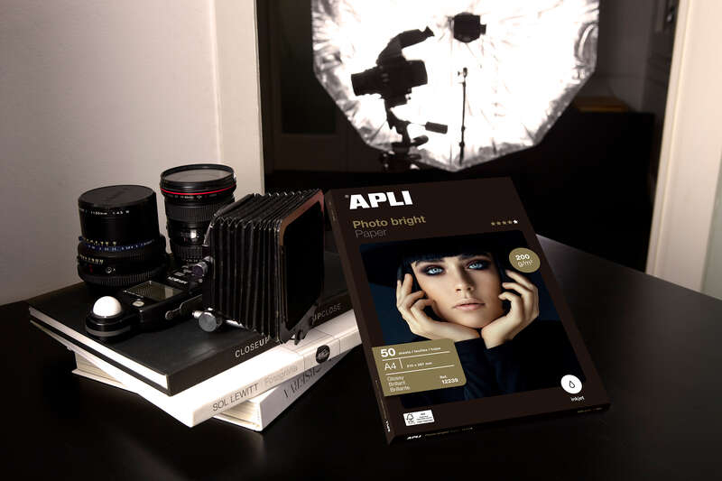 Imagen extra Apli Papel Fotografico Photobright A4 200g 50 Hojas