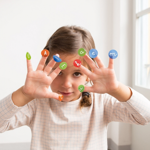 Imagen extra Apli Rollo de Gomets Redondos ABC Adhesivo Removible