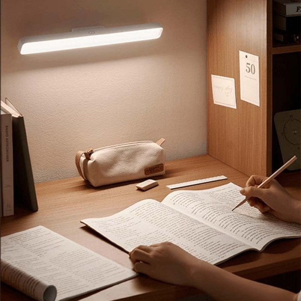 Imagen extra Xiaomi Xiaomi Magnetic Reading Light Lampara Multifuncion Magnetica 150lm hasta 4.5 horas