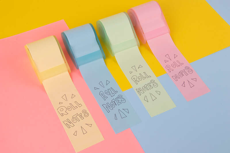 Imagen extra Apli Rollo Dispensador de Nota Adhesiva 50mm x 8m - Facil de Usar - Adhesivo de Calidad - Diseño Ergonomico - Azul Pastel