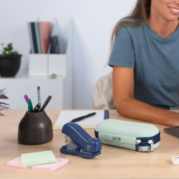 Imagen extra Milan Coleccion 430 Estuche Portatodo Ovalado Semirrigido - Tejido Resistente - Verde