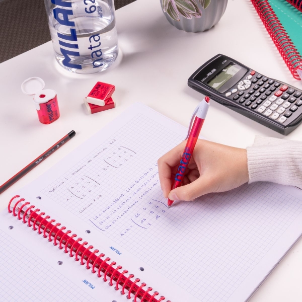 Imagen extra Milan Nata 624 Cuaderno Espiral A4 Cuadricula 5x5mm - 80 Hojas de 95 gr/m2 - Microperforado 4 Taladros - Azul